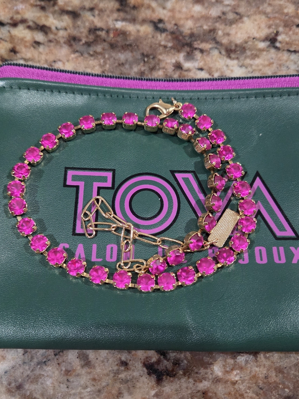 Tova Fuschia Matte Serena